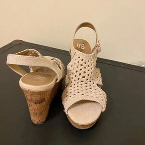 So Women’s Strappy Cream Crochet Buckle Strap Wedge Heel Sandals Size 8.5M